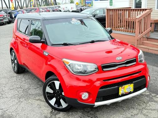 2017 Kia Soul +