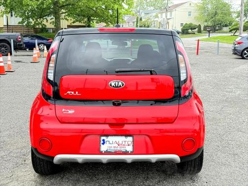 2017 Kia Soul +