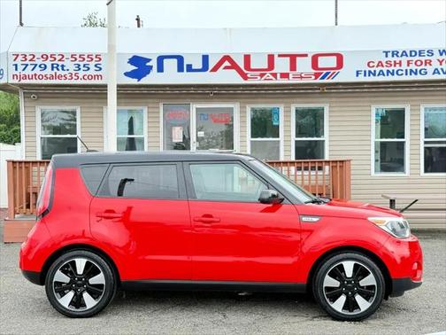 2017 Kia Soul +