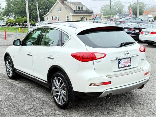 2017 INFINITI QX50 Base