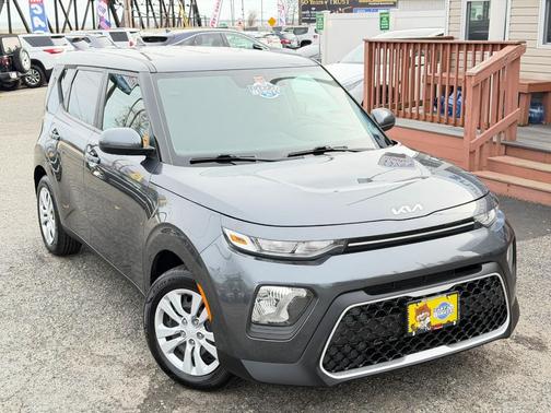 2022 Kia Soul LX CVT