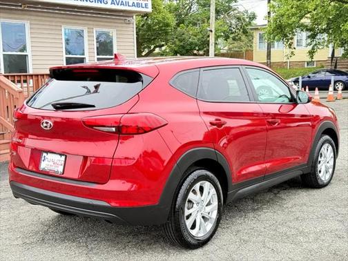 2021 Hyundai TUCSON SE