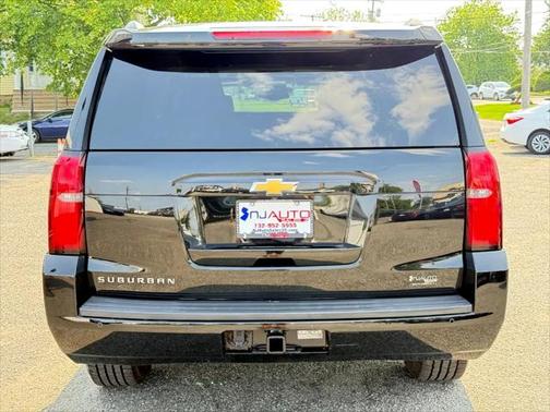 2016 Chevrolet Suburban LT
