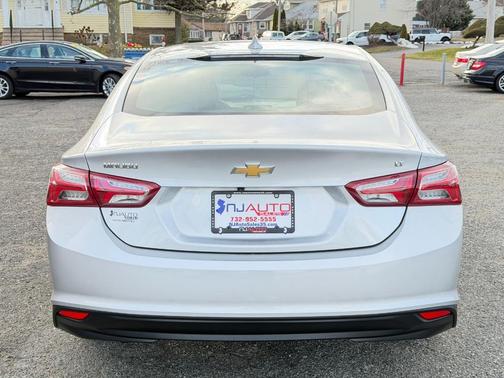 2022 Chevrolet Malibu LT
