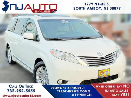 2017 Toyota Sienna XLE Premium