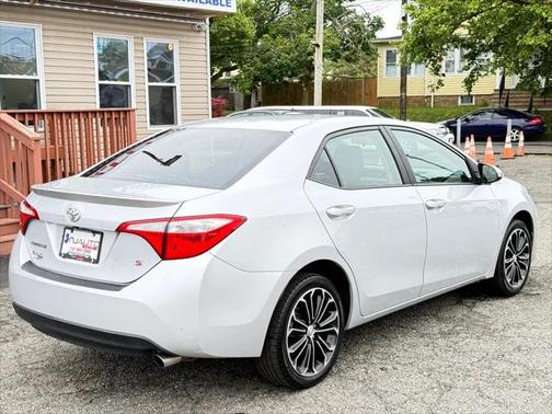 2015 Toyota Corolla S Plus