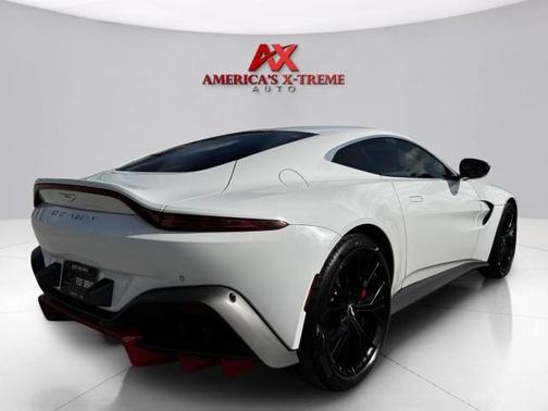 2023 Aston Martin Vantage 