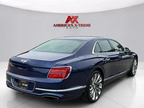 Light Sapphire by Mulliner 2023 Bentley Flying Spur Mulliner W12