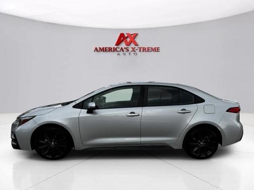 Classic Silver Metallic 2024 Toyota Corolla SE