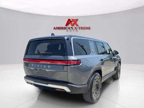 El Cap Granite 2025 Rivian R1S Adventure