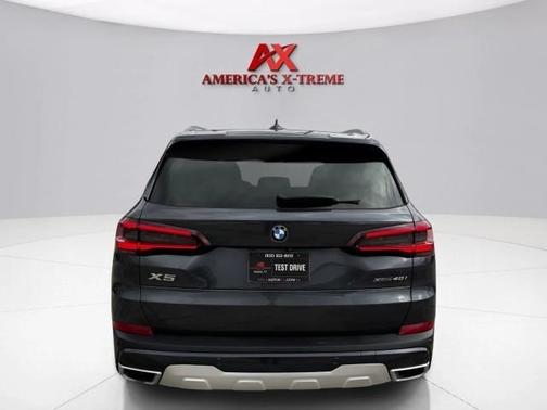 Dark Graphite Metallic 2021 BMW X5 xDrive40i