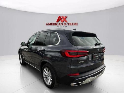 Dark Graphite Metallic 2021 BMW X5 xDrive40i