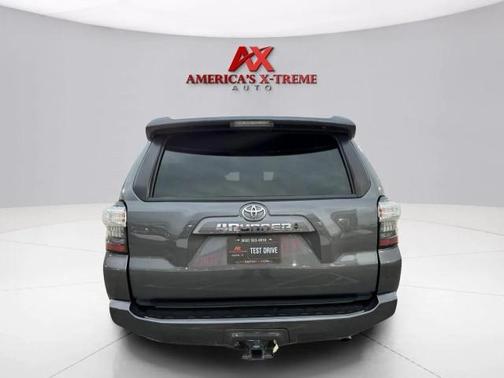2022 Toyota 4Runner SR5