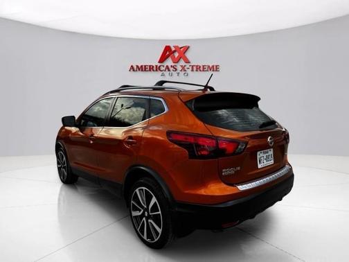 Monarch Orange 2017 Nissan Rogue Sport SL