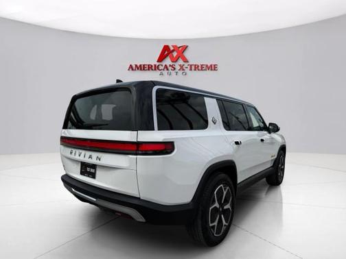2024 Rivian R1S Adventure Quad Motor Large Pack