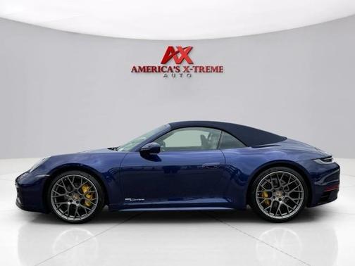 Gentian Blue Metallic 2024 Porsche 911 Carrera