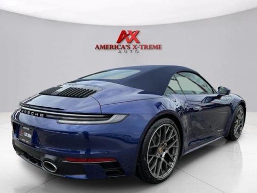 Gentian Blue Metallic 2024 Porsche 911 Carrera