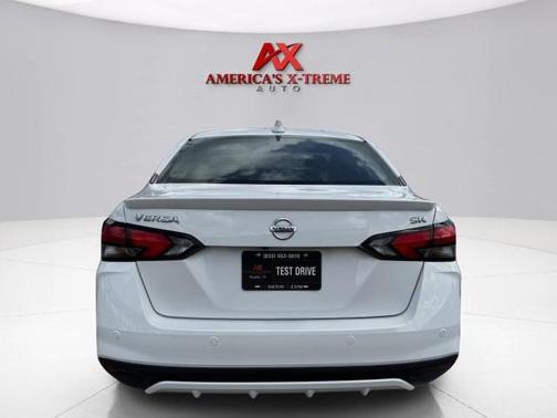 2021 Nissan Versa 1.6 SR