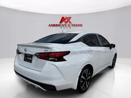 Aspen White 2021 Nissan Versa 1.6 SR