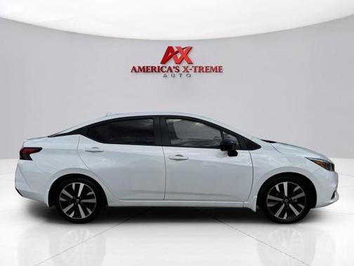 2021 Nissan Versa 1.6 SR