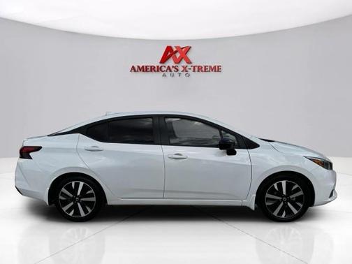 Aspen White 2021 Nissan Versa 1.6 SR