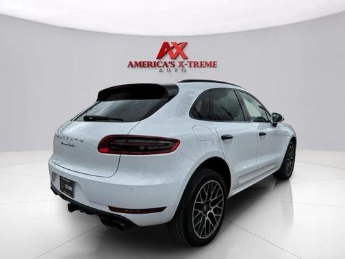 White 2017 Porsche Macan Turbo