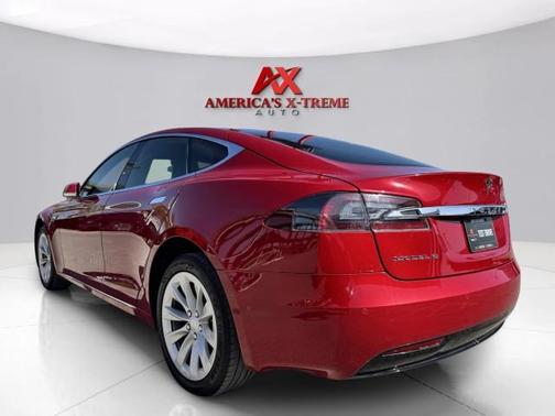 2016 Tesla Model S 90D