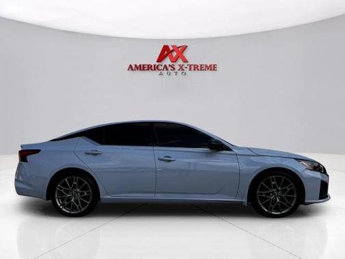 2023 Nissan Altima 2.0 SR