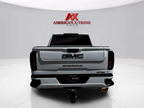 Summit White 2021 GMC Sierra 2500 AT4
