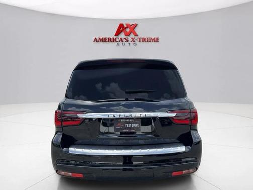 2023 INFINITI QX80 SENSORY