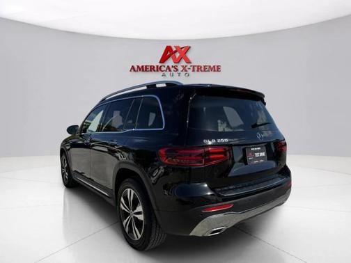 2025 Mercedes-Benz GLB 250 Base