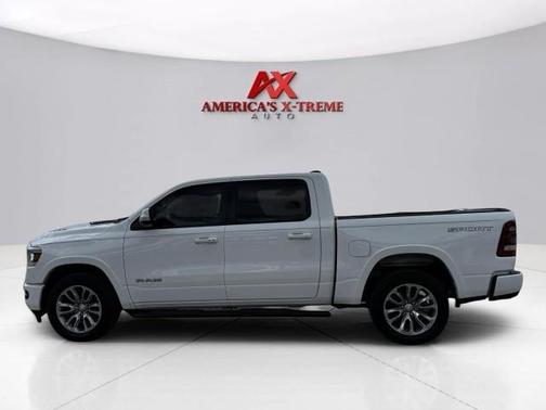 Bright White Clearcoat 2020 RAM 1500 Laramie