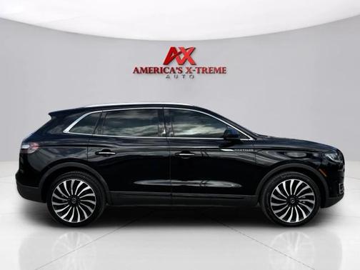 2019 Lincoln Nautilus Black Label