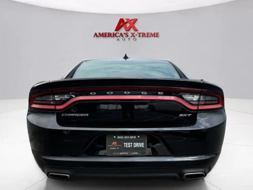2016 Dodge Charger SXT