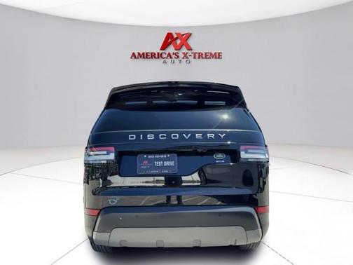 2017 Land Rover Discovery SE