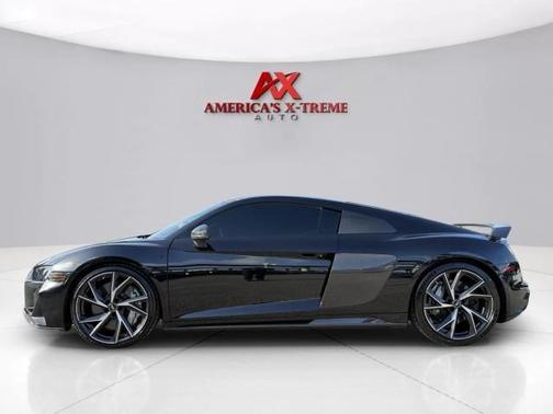 Mythos Black Metallic 2021 Audi R8 5.2 V10 performance
