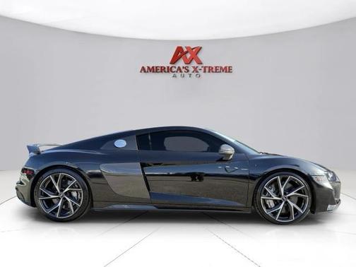 Mythos Black Metallic 2021 Audi R8 5.2 V10 performance