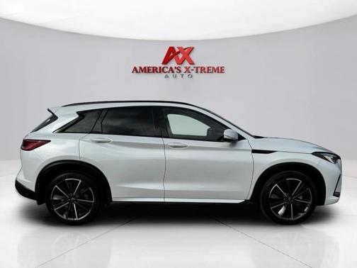 Radiant White 2024 INFINITI QX50 SPORT