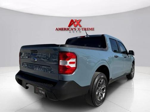 2022 Ford Maverick XL