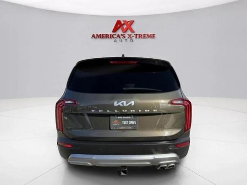 Dark Moss 2022 Kia Telluride SX