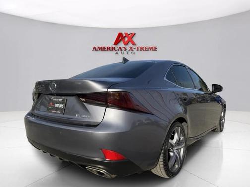 2018 Lexus IS 300 Base