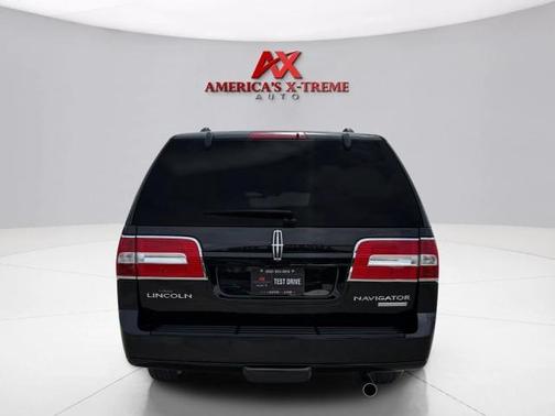 2013 Lincoln Navigator Base