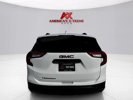 Summit White 2023 GMC Terrain SLE