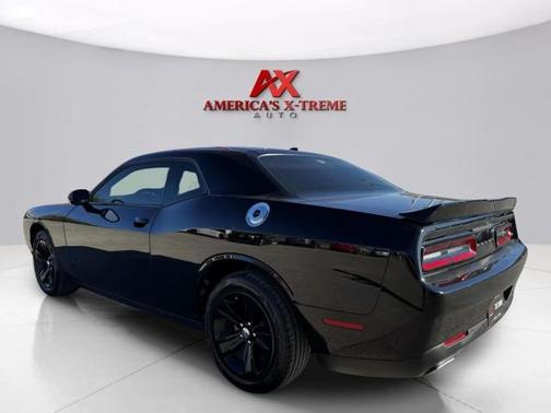 2022 Dodge Challenger SXT