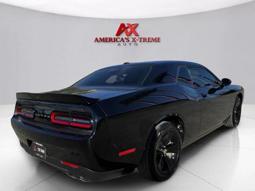 2022 Dodge Challenger SXT