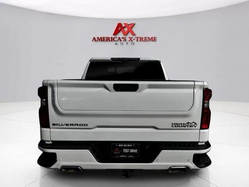 Iridescent Pearl Tricoat 2021 Chevrolet Silverado 1500 High Country