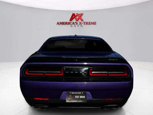 2016 Dodge Challenger 392 Hemi Scat Pack Shaker