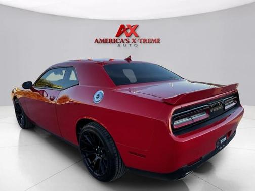 2015 Dodge Challenger SRT 392