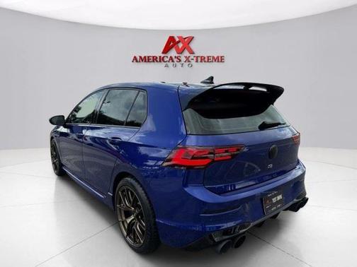 Lapiz Blue Metallic 2022 Volkswagen Golf R 2.0T