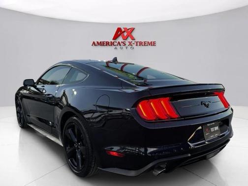 2021 Ford Mustang EcoBoost